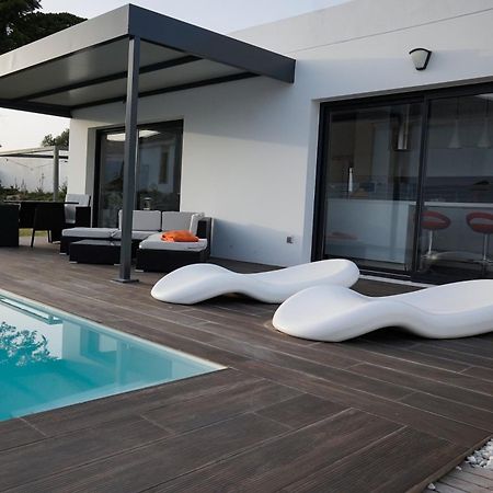 Villa Anyway Conil Un Lujo Frente Al Mar Conil De La Frontera Ngoại thất bức ảnh