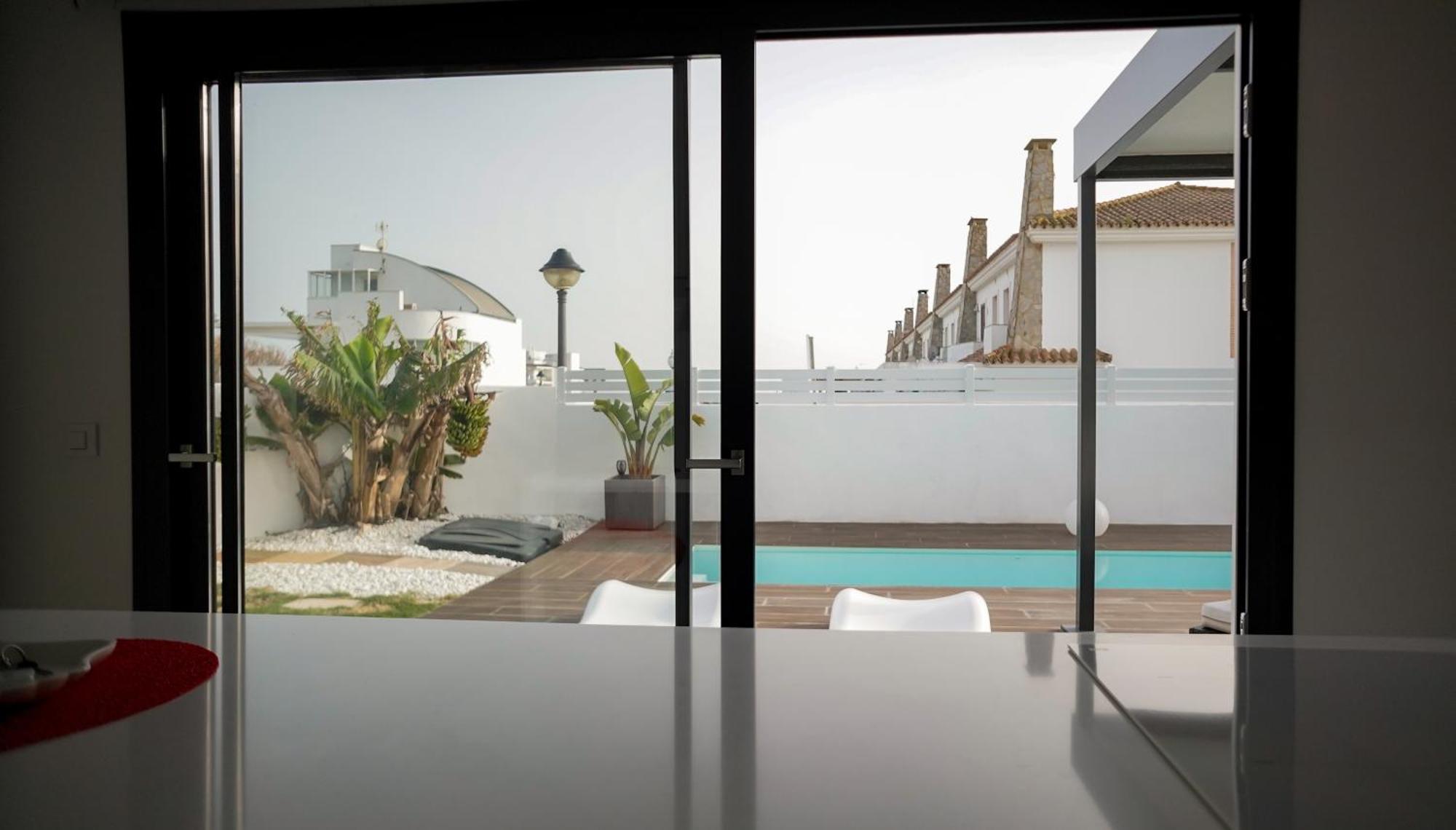 Villa Anyway Conil Un Lujo Frente Al Mar Conil De La Frontera Ngoại thất bức ảnh